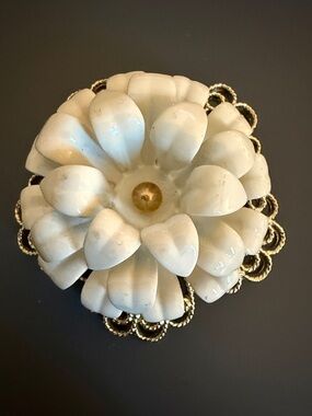 1965 Sarah Coventry Snow Flower Brooch